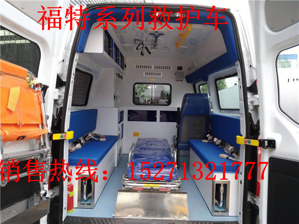 福特全顺v362监护型救护车