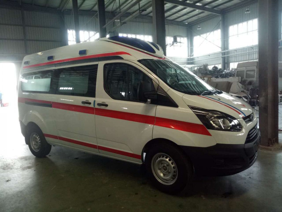 福特新全顺v362汽油版监护型救护车